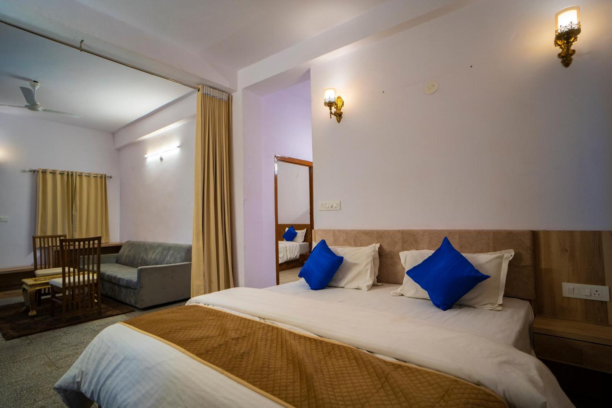 Devdarshan Hotel & Restaurant Udaipur Kültér fotó
