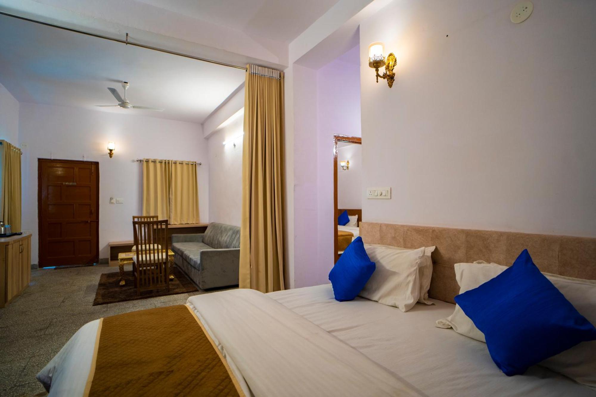 Devdarshan Hotel & Restaurant Udaipur Kültér fotó