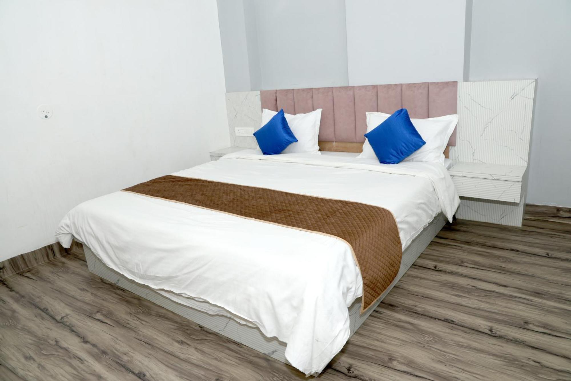 Devdarshan Hotel & Restaurant Udaipur Kültér fotó
