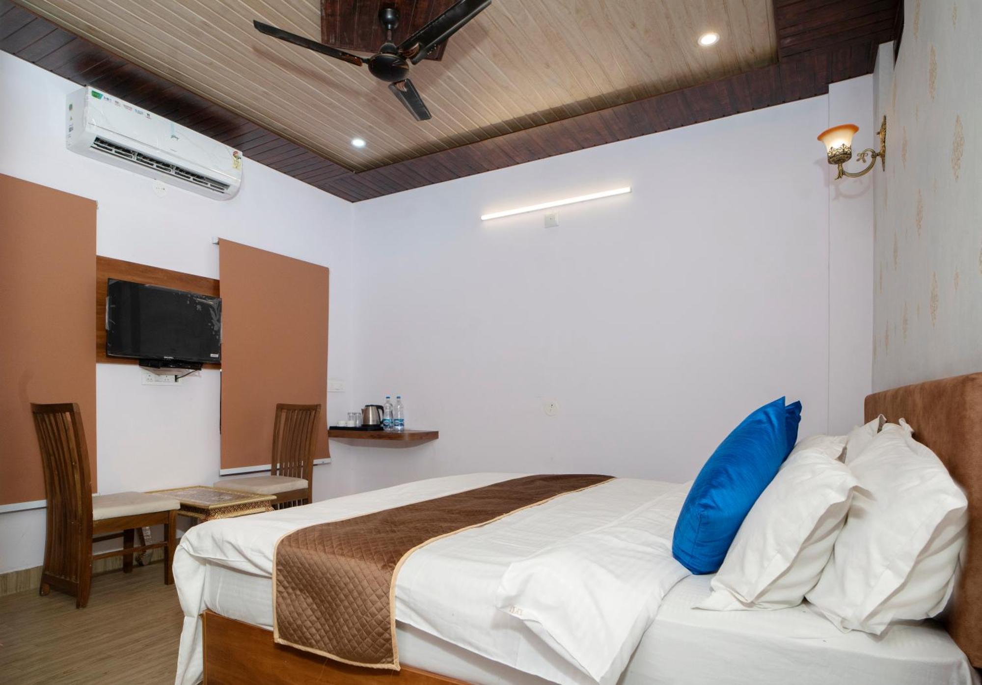 Devdarshan Hotel & Restaurant Udaipur Kültér fotó
